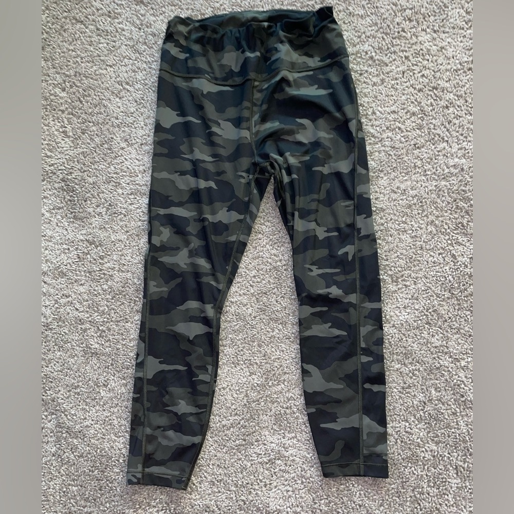 Athleta Ultimate 7/8 Tight